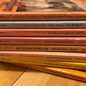 Lot of 8 vintage BabySitters’ club paperback books
